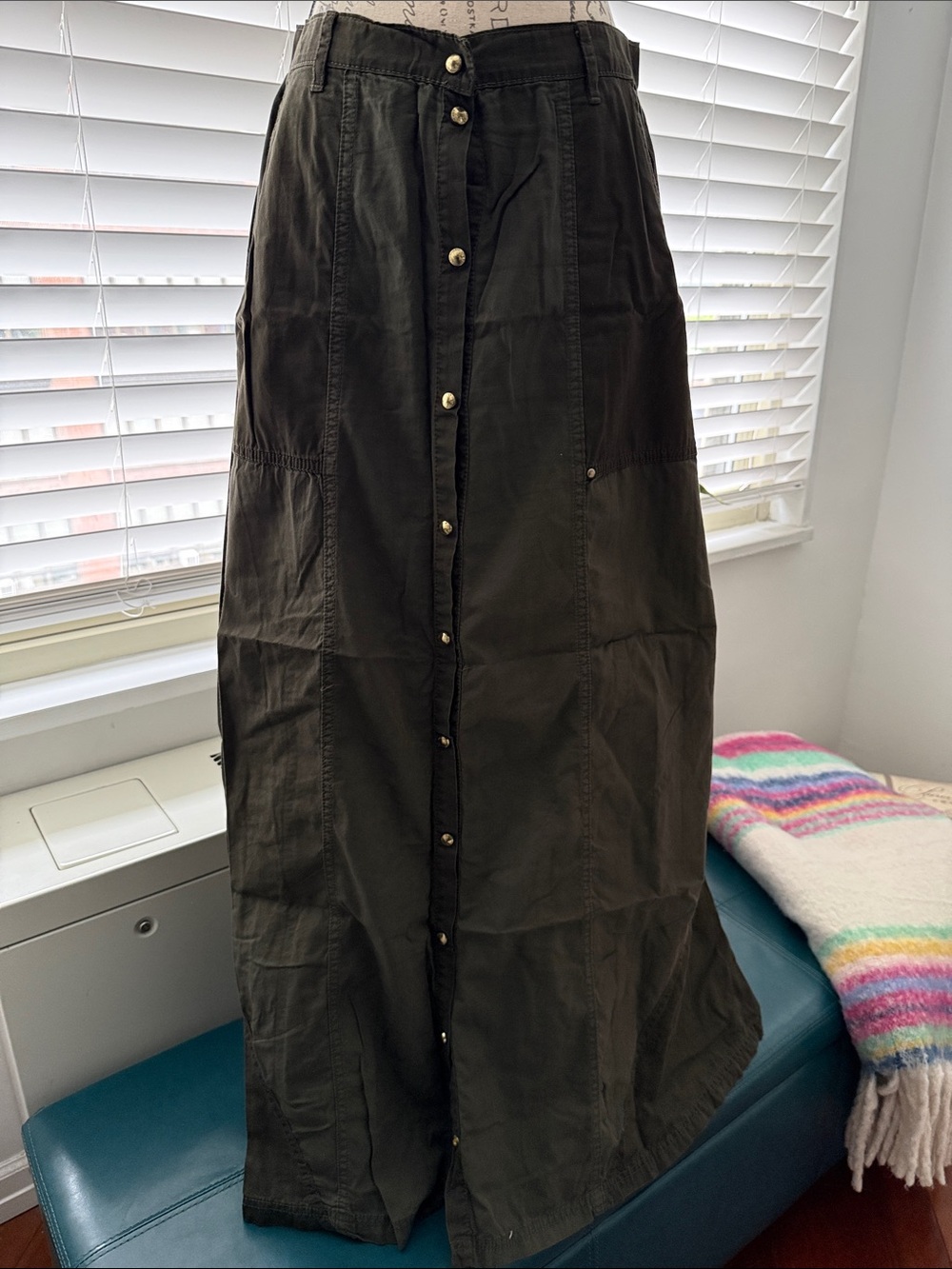 Classic Button-Front Maxi Skirt in Olive